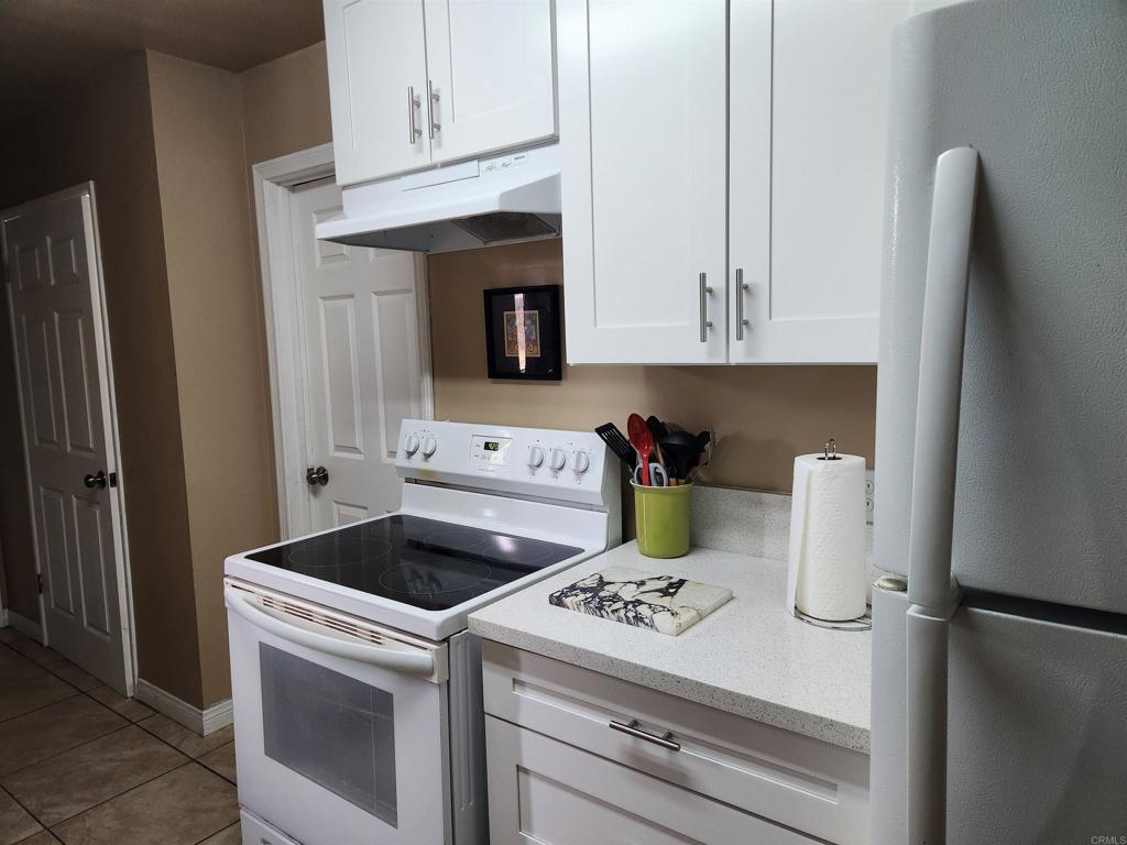 664 Fig St - photo 15