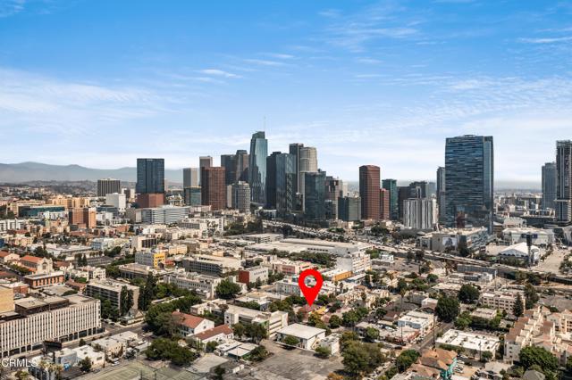 Detail Gallery Image 20 of 20 For 1623 W 11th Pl, Los Angeles,  CA 90015 - 4 Beds | 2 Baths