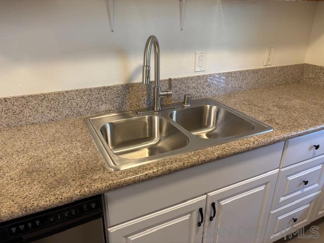 3863 Highland Ave, San Diego CA: https://media.crmls.org/mediaz/f37235f8-26b6-46a1-bf6b-909f84312b0c.jpg