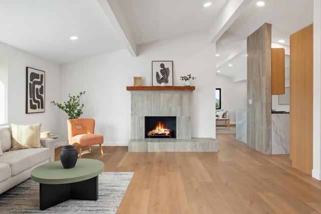 Detail Gallery Image 4 of 33 For 1781 Colter Lake Ct, El Cajon,  CA 92019 - 3 Beds | 2 Baths