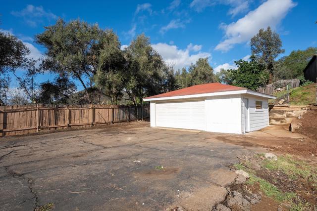 Detail Gallery Image 25 of 34 For 14072 Jamul Dr, Jamul,  CA 91935 - 3 Beds | 2 Baths