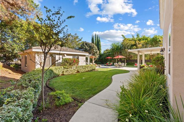 17117 Tallow Tree Lane, San Diego CA: https://media.crmls.org/mediaz/f374c19c-45df-456b-978c-ea500ff5bf13.jpg