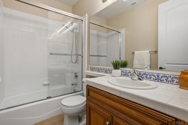 2409 Andersen Lane, Vista CA: https://media.crmls.org/mediaz/f374e070-04c8-4047-a73a-d352c41f4863.jpg