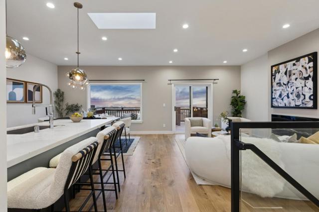 2271 40th Avenue, San Francisco CA: https://media.crmls.org/mediaz/f37513f8-a9bb-416c-9012-088d8b958471.jpg