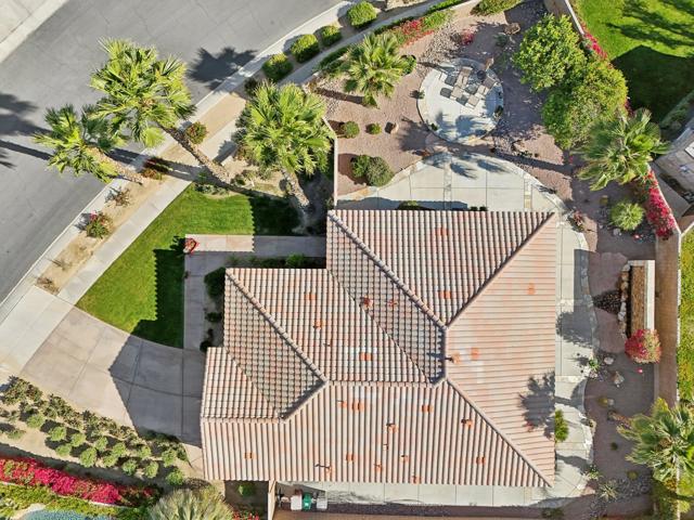60519 Lace Leaf Court, La Quinta CA: https://media.crmls.org/mediaz/f375267f-10f9-49cb-bcba-d1f6b56de598.jpg