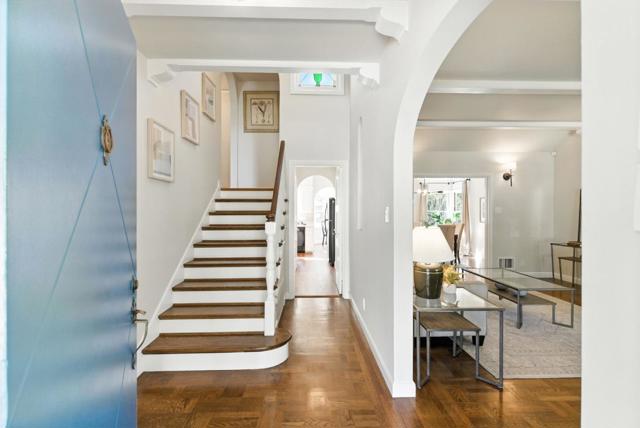 513 Castilian Way, San Mateo CA: https://media.crmls.org/mediaz/f3758176-02be-4114-9cbd-11dc50f82e68.jpg