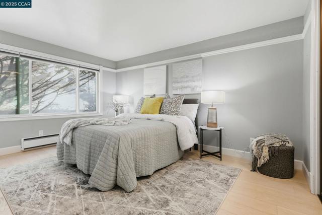 1700 Gough St, San Francisco CA: https://media.crmls.org/mediaz/f3771087-8fa3-4bf1-9e3d-c7e966ad709b.jpg