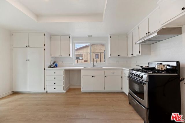 6042 Cahuilla Avenue,  CA: https://media.crmls.org/mediaz/f3775a03-714b-4ac4-be77-eea68e37b99d.jpg