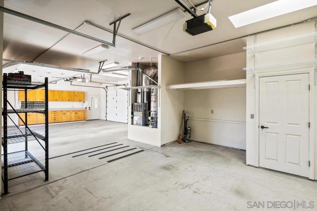 MLS #250033153SD img 10