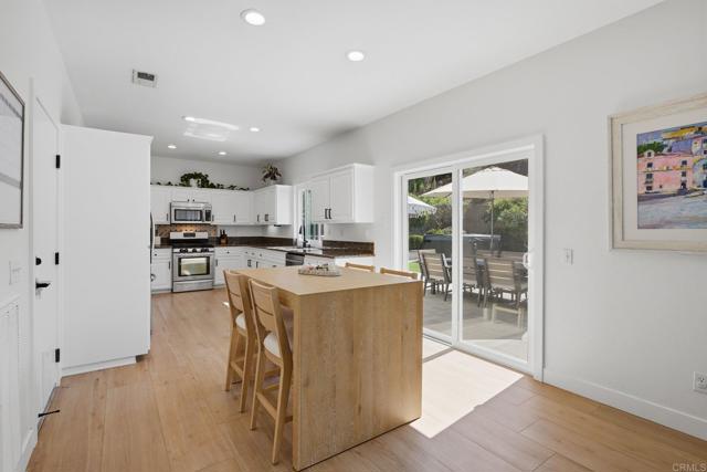 Detail Gallery Image 15 of 52 For 771 via Barquero, San Marcos,  CA 92069 - 3 Beds | 2/1 Baths