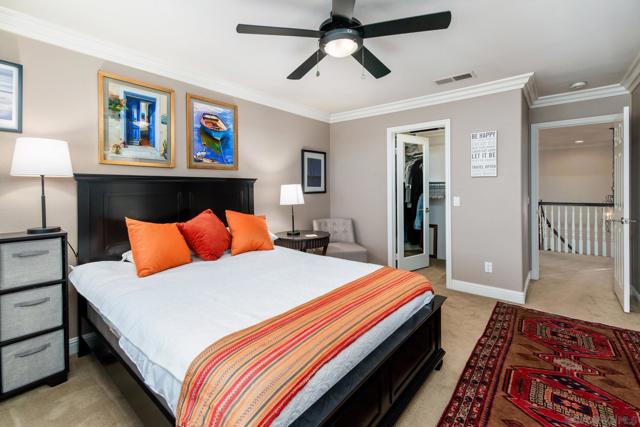 5255 Greenwillow Ln, San Diego CA: https://media.crmls.org/mediaz/f3792b57-76e4-46c3-883b-c0653156e0f2.jpg