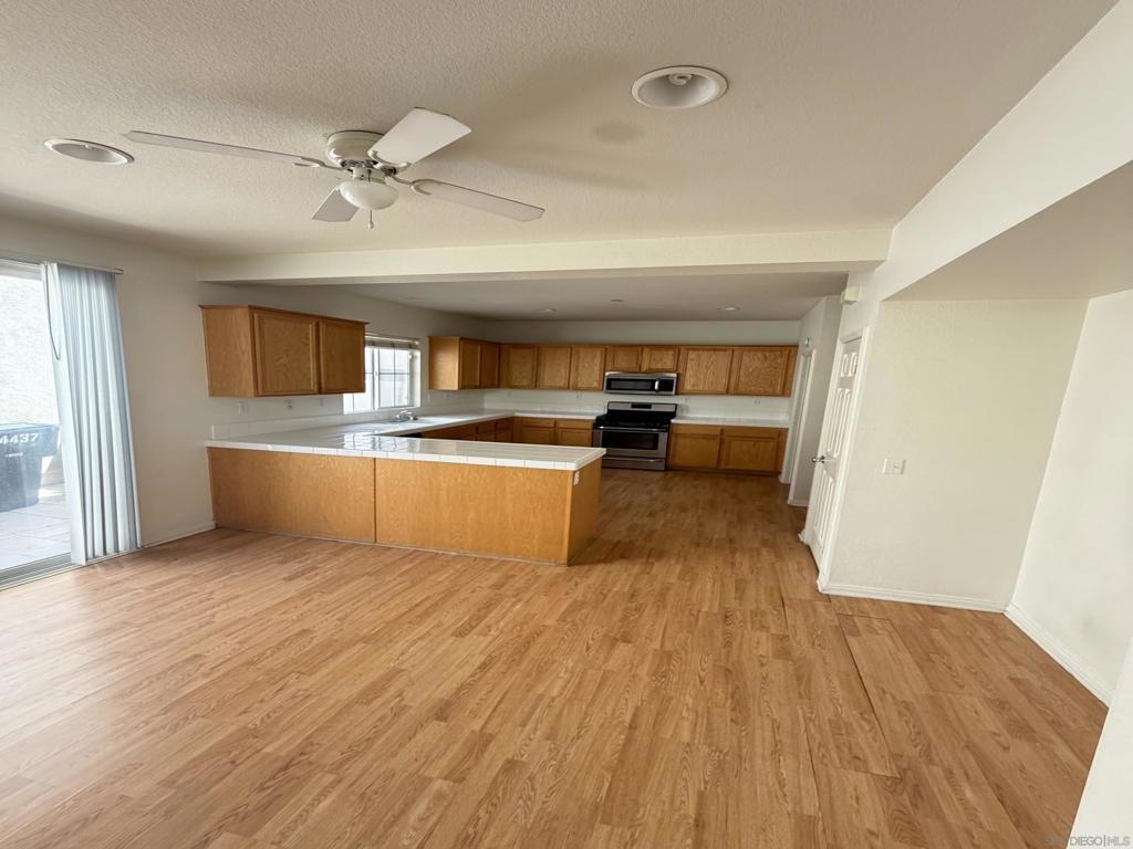 4437 Leonard Ct