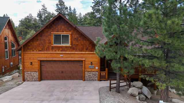 289 Stony Creek Road, Big Bear CA: https://media.crmls.org/mediaz/f379f8a4-0b24-4d55-bbd8-d2f5749b64d7.jpg