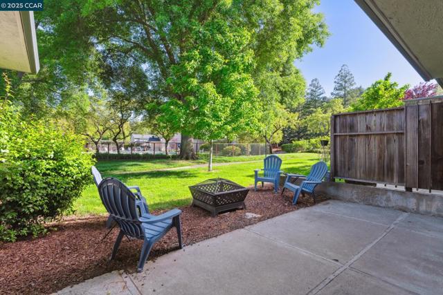 1877 Cannon, Walnut Creek CA: https://media.crmls.org/mediaz/f379f97f-34c3-420f-a506-a95480d07c27.jpg