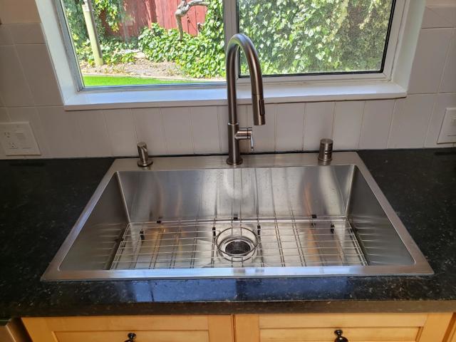 528 Moraga, Orinda CA: https://media.crmls.org/mediaz/f37a8074-cc37-4311-9238-856d2f65c68d.jpg