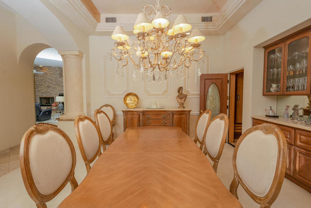 38111 Tandika N Trail, Palm Desert CA: https://media.crmls.org/mediaz/f37a97ad-4e1f-4ec5-be48-99558a88611d.jpg