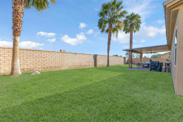 41394 Hanover Street, Indio CA: https://media.crmls.org/mediaz/f37b95b2-4c84-486a-bbfb-6ce4720d4570.jpg