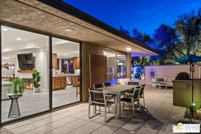 59 Cornell Drive, Rancho Mirage CA: https://media.crmls.org/mediaz/f37bc76d-bc31-4086-bb30-1295e7d671dd.jpg