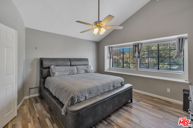 2745 Rodney Street photo 6