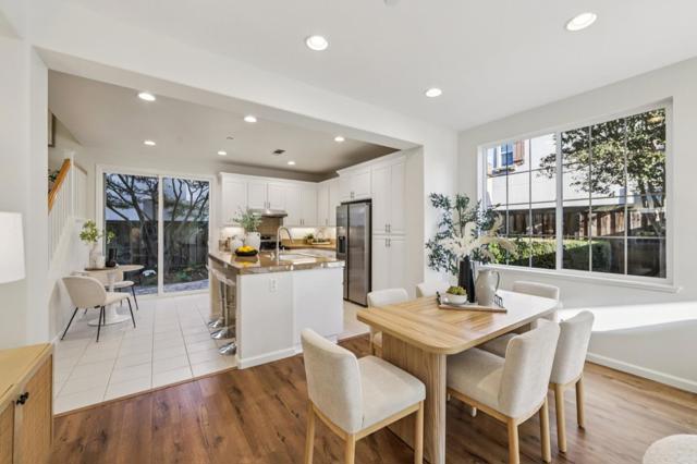 34103 Zaner Way, Union City CA: https://media.crmls.org/mediaz/f37bf9f7-df73-491b-a67c-b6bde3b60abe.jpg