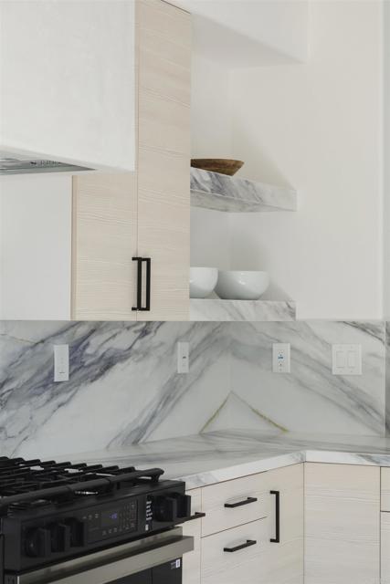 Detail Gallery Image 7 of 62 For 183 Plumosa St, Oceanside,  CA 92058 - 4 Beds | 2 Baths