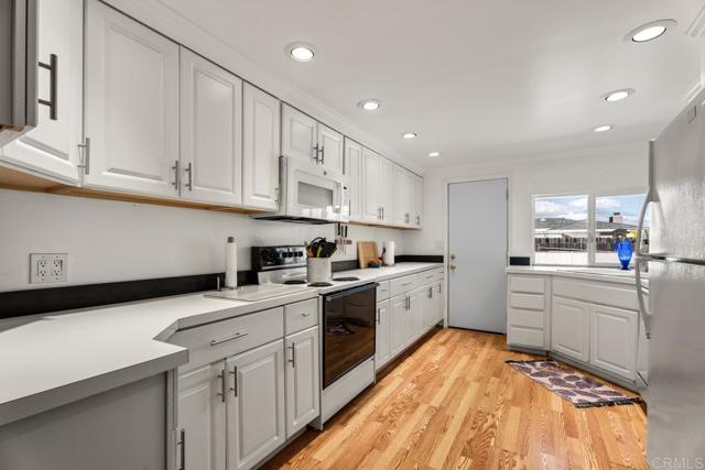 Detail Gallery Image 14 of 48 For 1676 Vann Ct, El Cajon,  CA 92020 - 4 Beds | 3 Baths