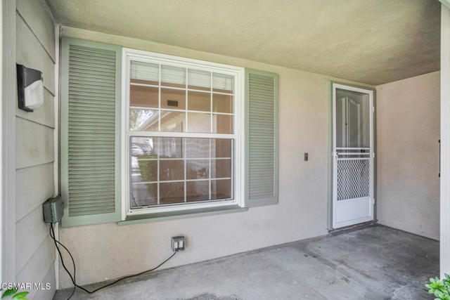 624 Montgomery Avenue, Ventura CA: https://media.crmls.org/mediaz/f37cbe40-628a-45e7-8930-3601dd7f5728.jpg