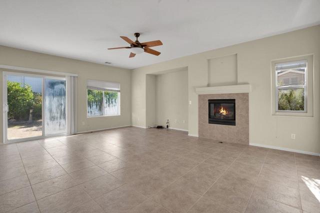 64178 Yosemite Lane, Desert Hot Springs CA: https://media.crmls.org/mediaz/f37d1865-473b-4aa8-9b78-a720555326f0.jpg