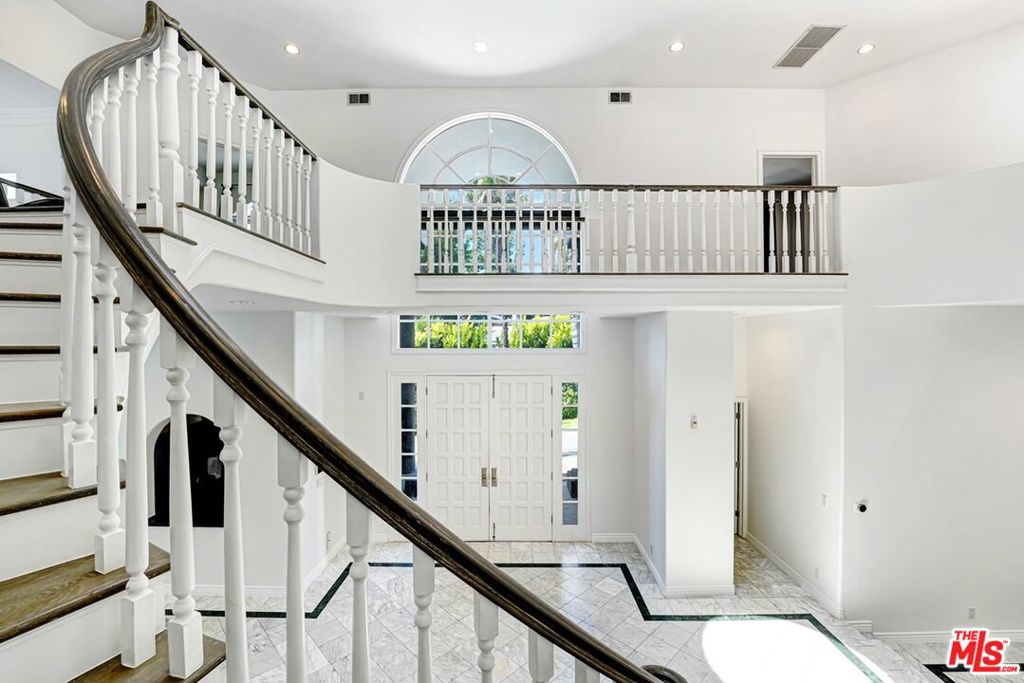 MLS #26860473 image #17