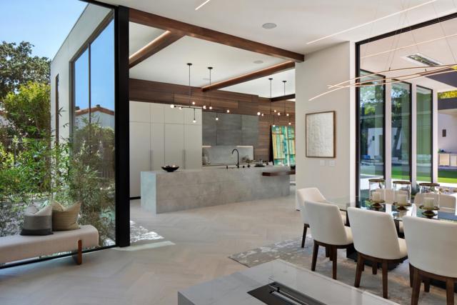 2171 Clayton Drive, Menlo Park CA: https://media.crmls.org/mediaz/f37e6b20-9c3c-4d5d-9e6d-4c03fd2ff8e1.jpg