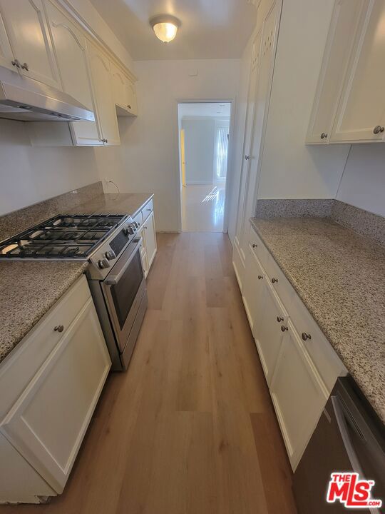 5306 Vantage Avenue #4