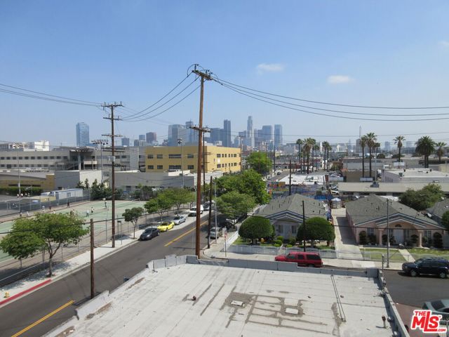 2108 Maple Avenue, Los Angeles, California 90011, ,Multi-Family,For Sale,Maple,25507787