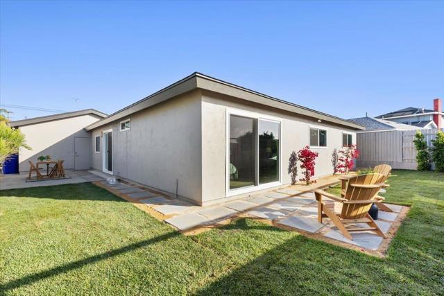5428 Chaparajos Ct, San Diego CA: https://media.crmls.org/mediaz/f37ebd05-5223-45a2-8c62-a04e65b17e57.jpg