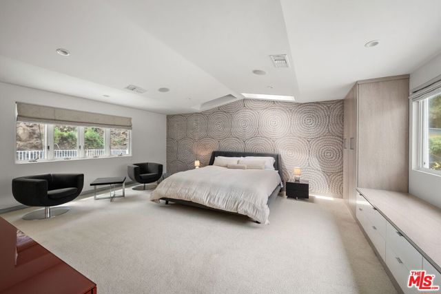 Drew Fenton | 1257 Bienveneda Avenue Pacific Palisades CA | MLS: 7385502