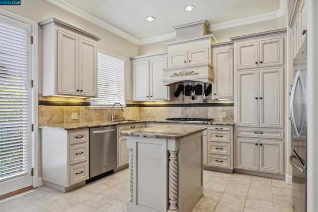 Image 16 of 40 For 1233 Symphony Way