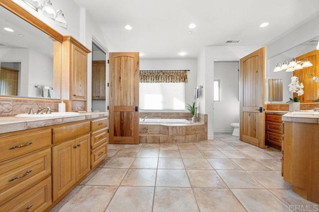 Detail Gallery Image 24 of 48 For 2155 Mil Sorpresas Dr, Fallbrook,  CA 92028 - 3 Beds | 3/1 Baths