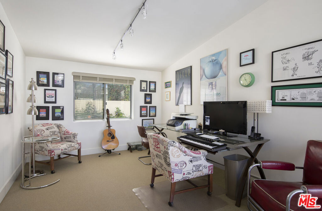 MLS #25570723 image #21