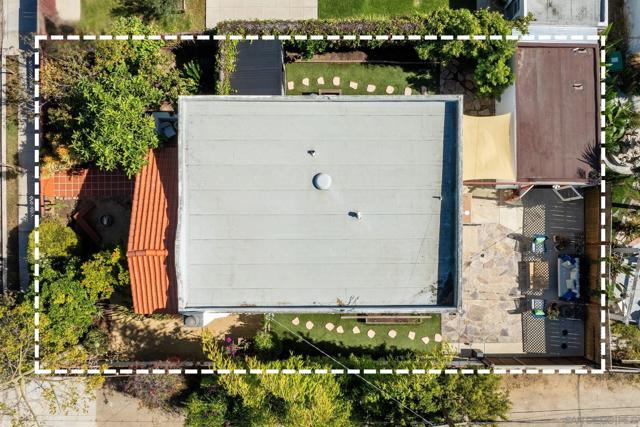 3077 Landis St, San Diego CA: https://media.crmls.org/mediaz/f384b4b8-4779-4f73-82f0-3c2ca08819ba.jpg