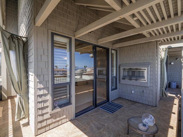 515 2nd Street, Santa Cruz CA: https://media.crmls.org/mediaz/f3851d14-64a9-46f2-b935-ff223b38efc2.jpg