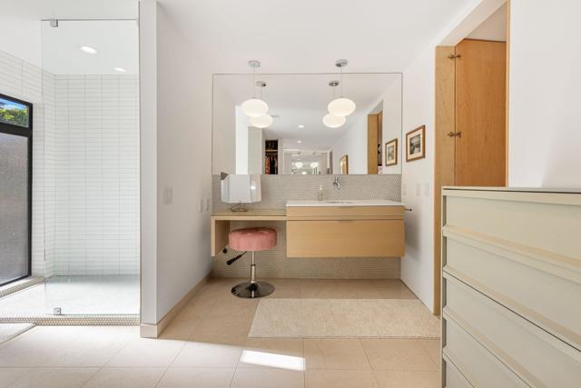 73717 Agave Lane, Palm Desert CA: https://media.crmls.org/mediaz/f38535db-1c72-48e3-b698-610222e1d86b.jpg