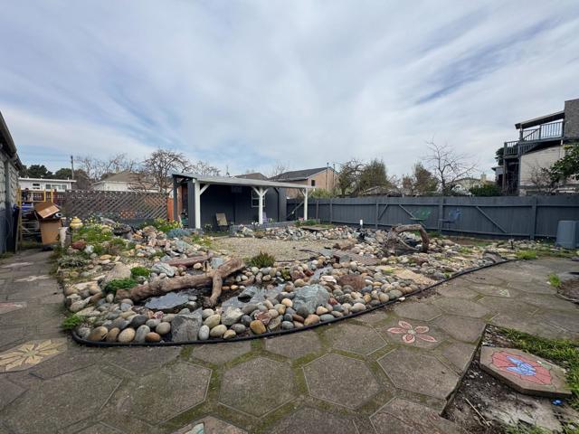 1019 Buena Vista Avenue, Alameda, California 94501, 2 Bedrooms Bedrooms, ,1 BathroomBathrooms,Single Family Residence,For Sale,Buena Vista,ML81993429