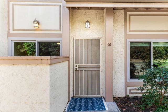 Detail Gallery Image 4 of 20 For 5440 Baltimore Dr #90,  La Mesa,  CA 91942 - 2 Beds | 1/1 Baths