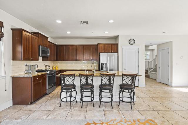 13326 Warren Avenue,  CA: https://media.crmls.org/mediaz/f387ca5f-9f79-4bec-b73e-41aac109ea3a.jpg