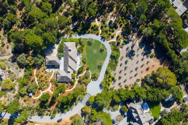 3930 Via Mar Monte, Carmel CA: https://media.crmls.org/mediaz/f38a5c0c-7e05-473d-9080-89c8e24564b8.jpg