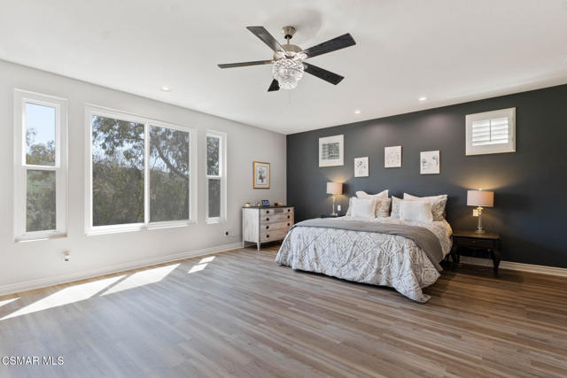 4126 Sterlingview Drive, Moorpark CA: https://media.crmls.org/mediaz/f38afa6a-cd3f-4f0e-aaca-9f9fb3a98995.jpg
