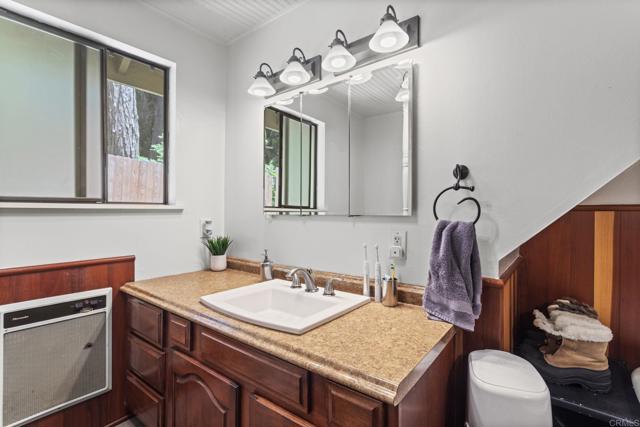 Detail Gallery Image 21 of 38 For 1148 Saturn Way, Crestline,  CA 92325 - 3 Beds | 2 Baths