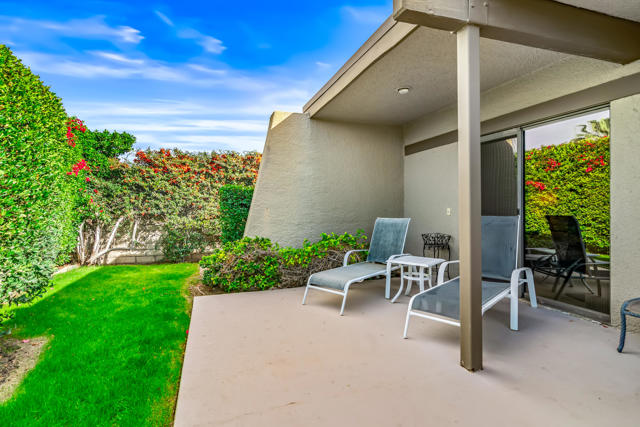 1456 Tiffany Circle N, Palm Springs, CA 92262