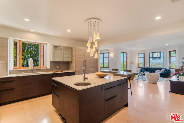 2232 Stradella Road, Los Angeles CA: https://media.crmls.org/mediaz/f38cf81d-a5e8-4c0d-bb87-c5dcd1565c28.jpg