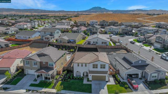 5498 Monte Vista Way, Antioch CA: https://media.crmls.org/mediaz/f38db072-21cf-4d50-add0-56258ceb2dda.jpg