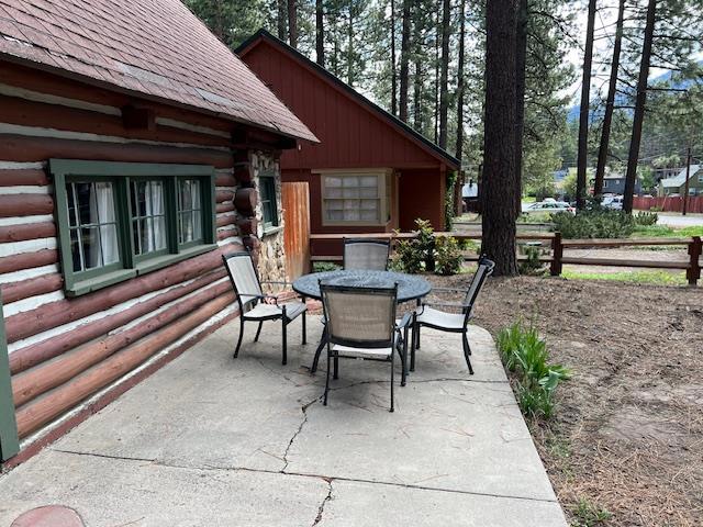 3679 Alder Avenue, South Lake Tahoe CA: https://media.crmls.org/mediaz/f38e2bad-8909-46da-bbe6-81eb51504416.jpg